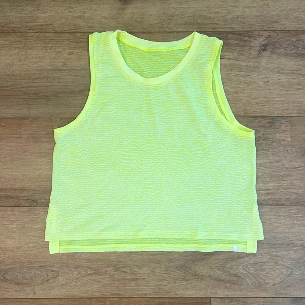 Lululemon neon crop top